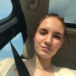 Meet your Posher, Maddy